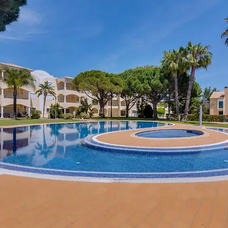 1 Bdr With Pool Next To Laguna Golf Course Appartamento *