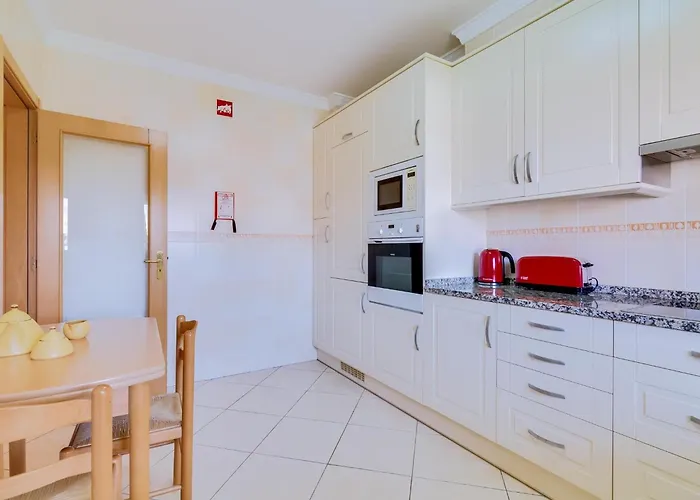1 Bdr With Pool Next To Laguna Golf Course