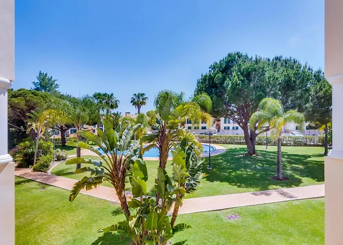 1 Bdr With Pool Next To Laguna Golf Course * Vilamoura