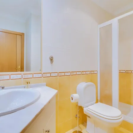 1 Bdr With Pool Next To Laguna Golf Course 公寓 *