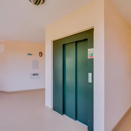 1 Bdr With Pool Next To Laguna Golf Course Appartement Vilamoura