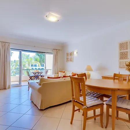 1 Bdr With Pool Next To Laguna Golf Course Vilamoura